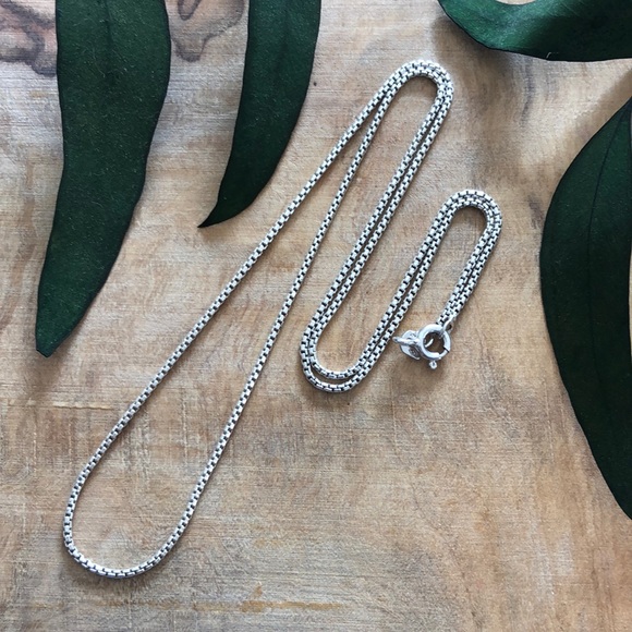 Cross In A Rectangle Necklace - Picture 4 of 5